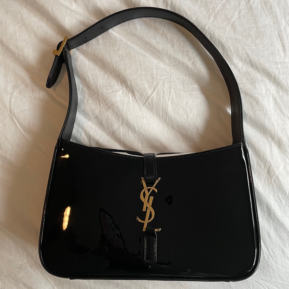 Saint Laurent Le 5 a 7 Black Patent Hobo Bag